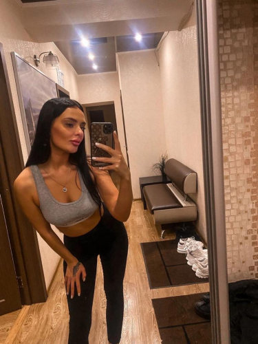 Проститутка Питера Виринея Брюнетка c 3 размером груди у метро Приморская Санкт-Петербург Фото-4